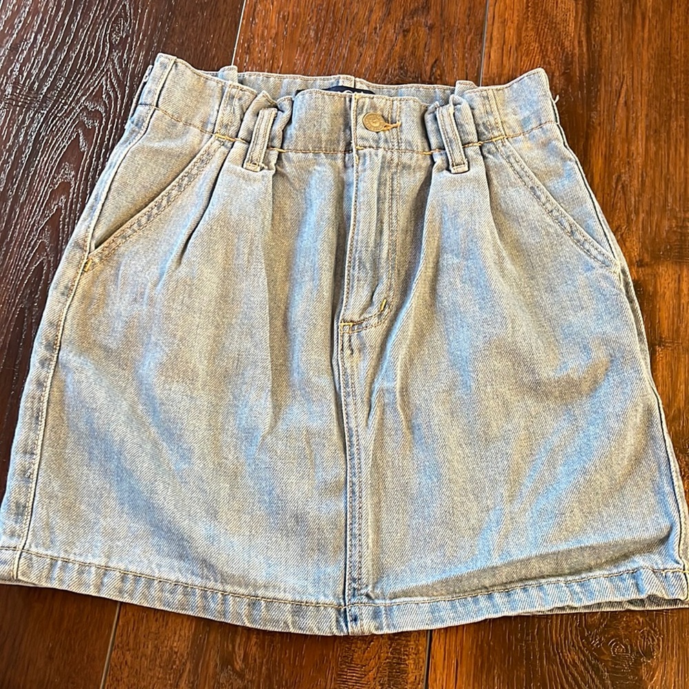 [HOLLISTER] Light Wash Jean Skirt